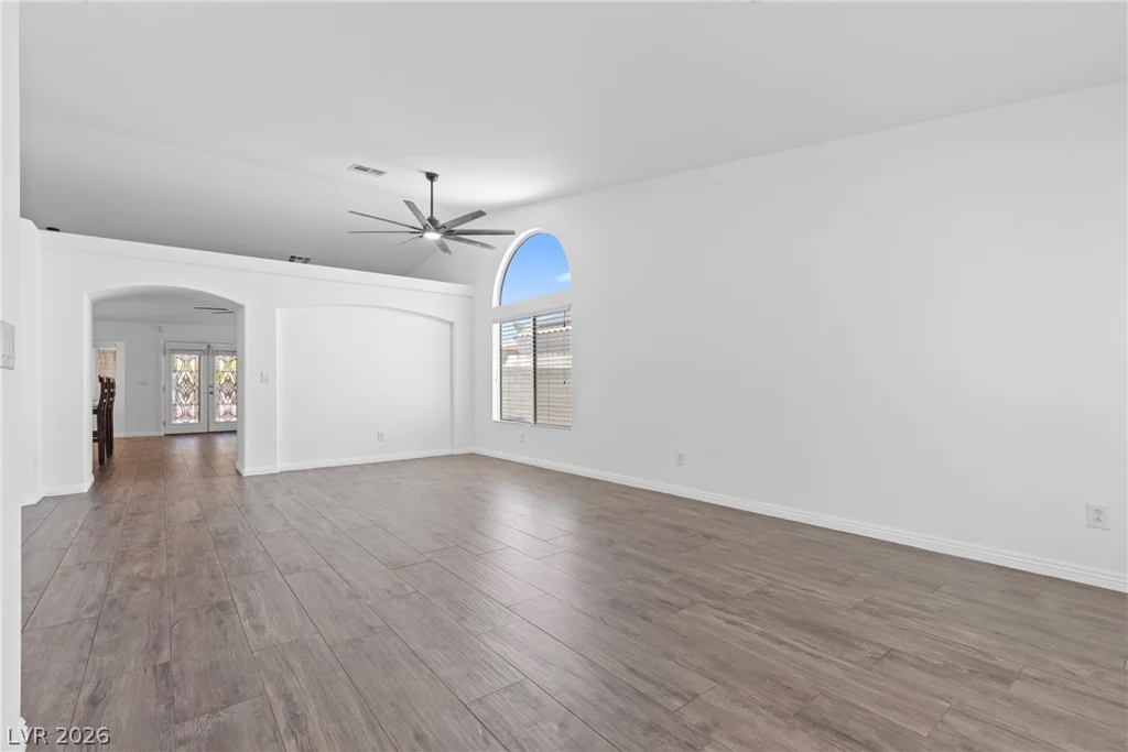 6813 Unicorn, Las Vegas, NV 89131