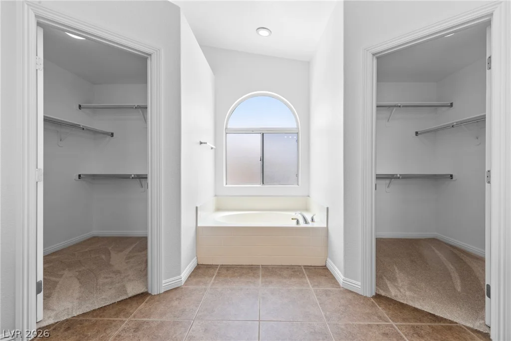 6813 Unicorn, Las Vegas, NV 89131