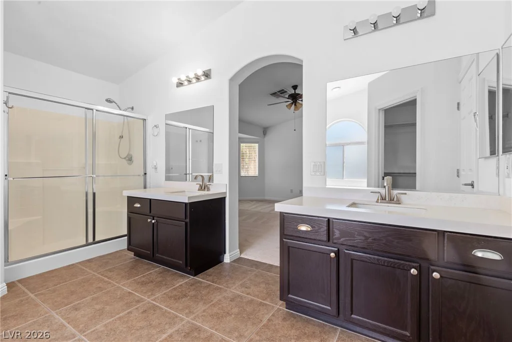 6813 Unicorn, Las Vegas, NV 89131