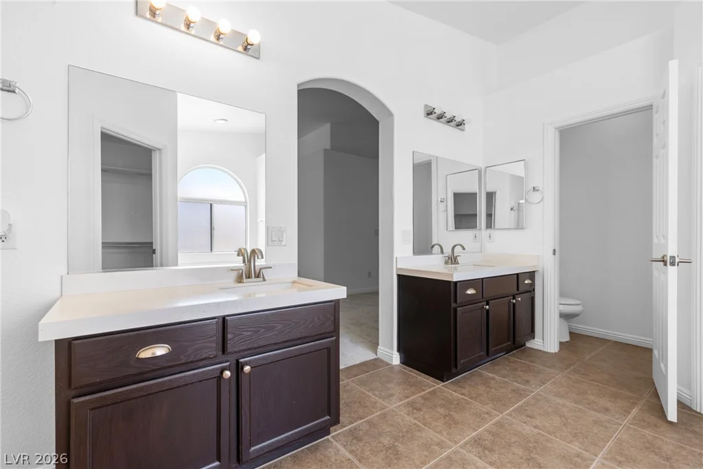 6813 Unicorn, Las Vegas, NV 89131