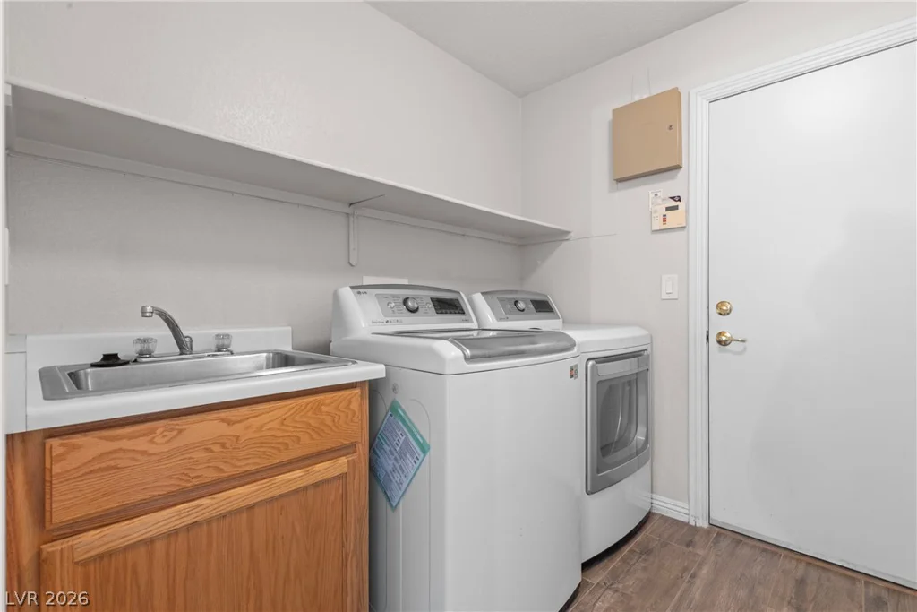 6813 Unicorn, Las Vegas, NV 89131