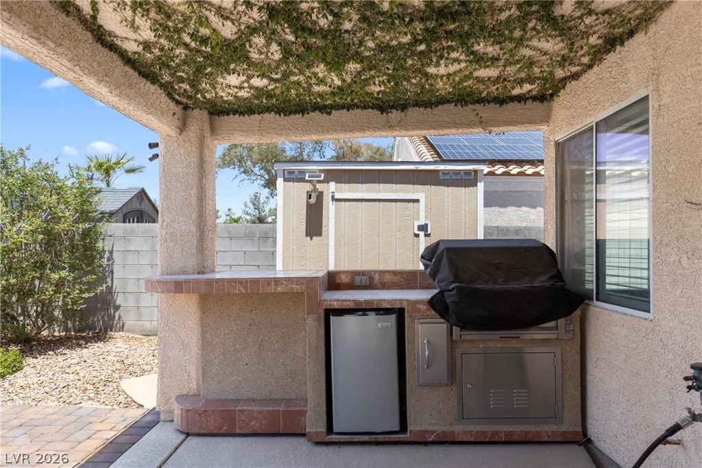 6813 Unicorn, Las Vegas, NV 89131