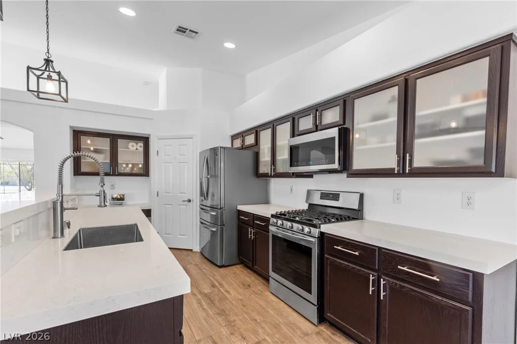 6813 Unicorn, Las Vegas, NV 89131