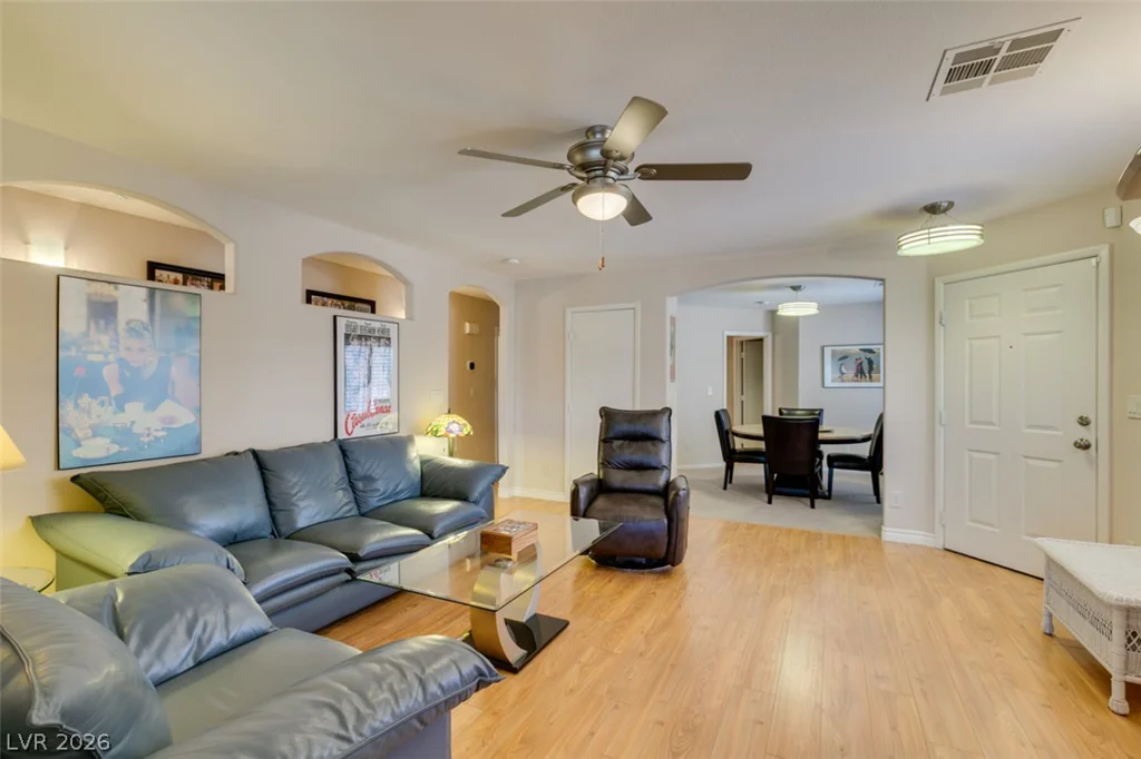 1094 Ashwood Bay, Las Vegas, NV 89183