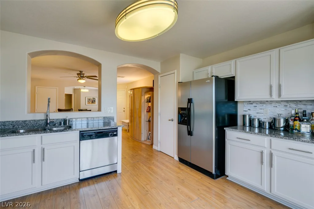 1094 Ashwood Bay, Las Vegas, NV 89183