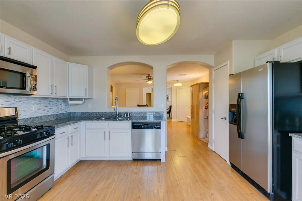 1094 Ashwood Bay, Las Vegas, NV 89183
