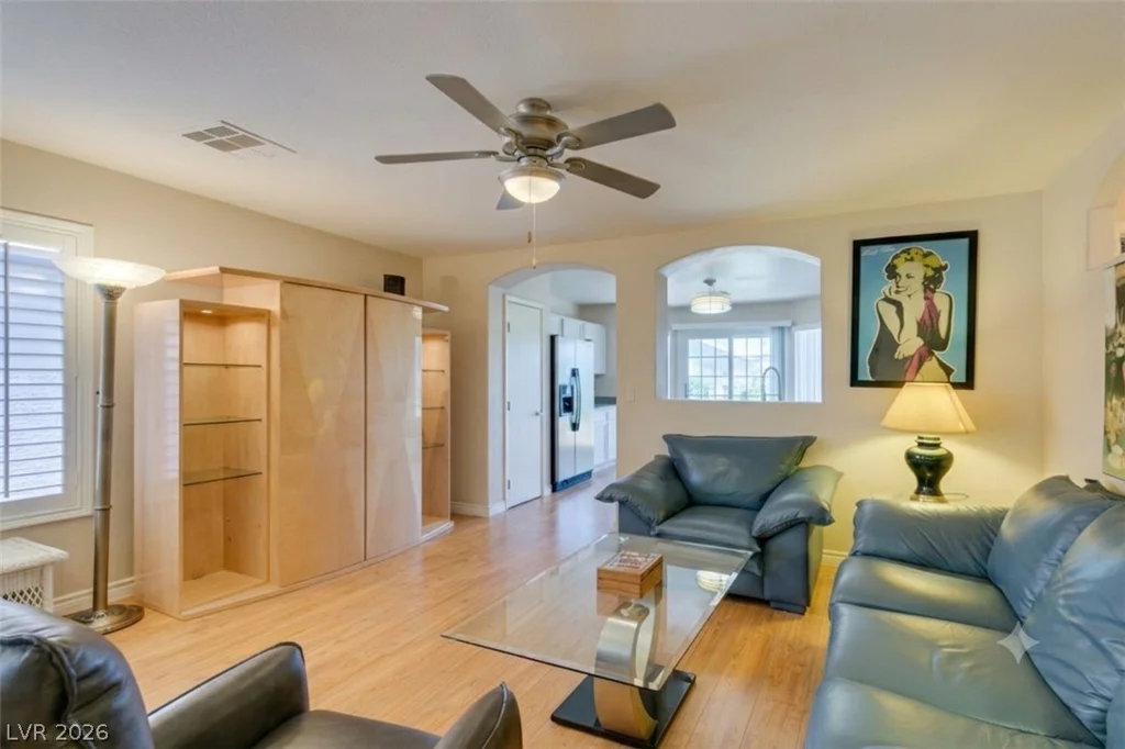 1094 Ashwood Bay, Las Vegas, NV 89183