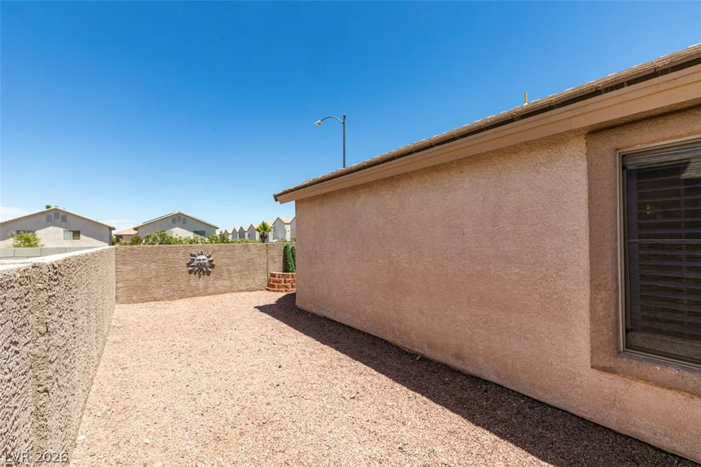1094 Ashwood Bay, Las Vegas, NV 89183