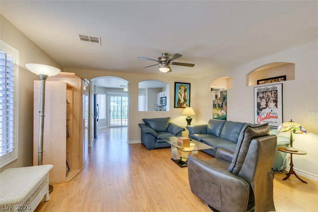 1094 Ashwood Bay, Las Vegas, NV 89183