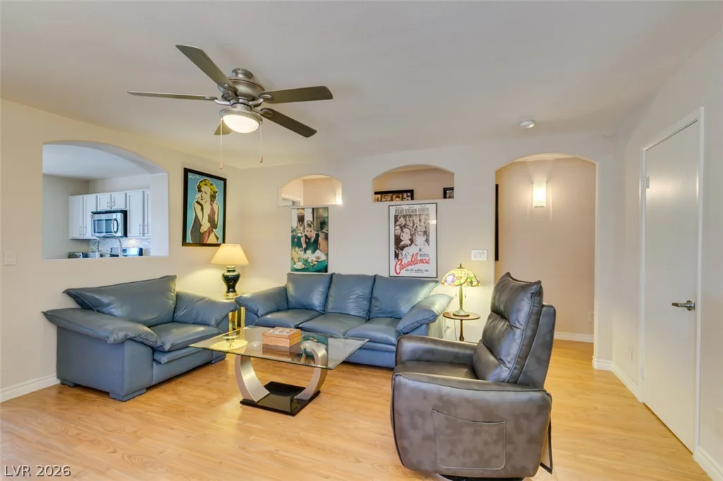 1094 Ashwood Bay, Las Vegas, NV 89183