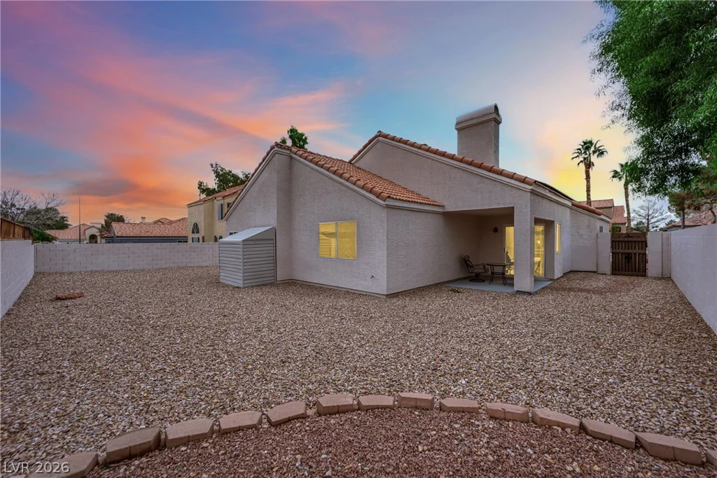 7412 Summer Crest, Las Vegas, NV 89129