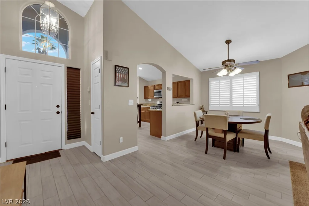 7412 Summer Crest, Las Vegas, NV 89129