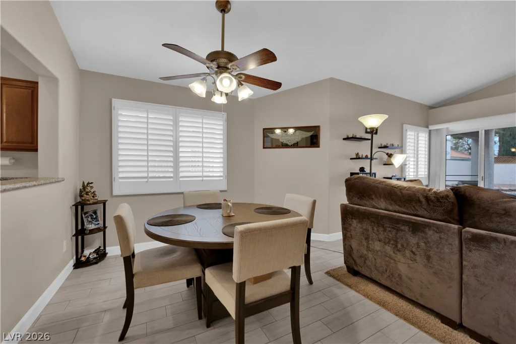 7412 Summer Crest, Las Vegas, NV 89129