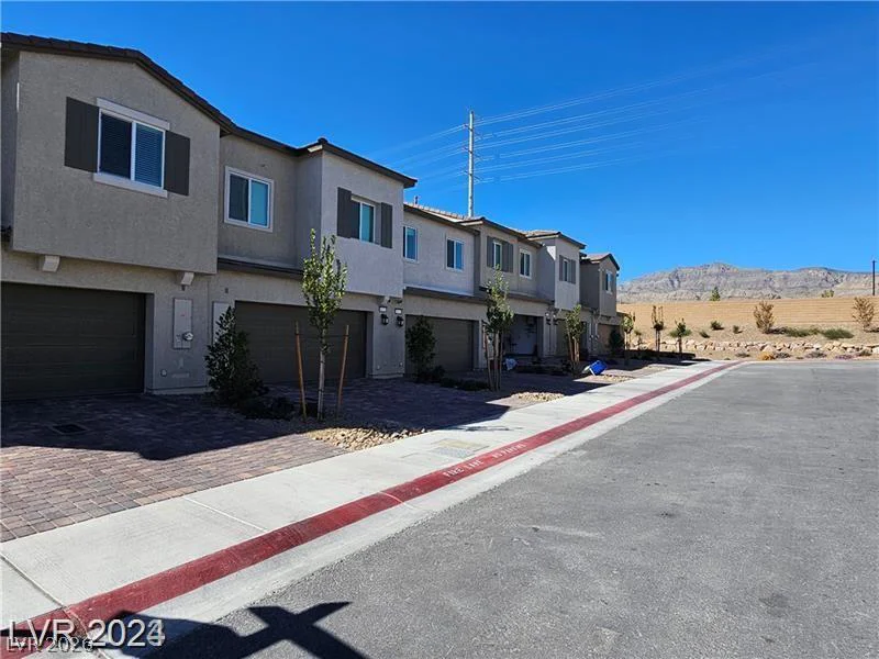 10775 Ditchburn, Las Vegas, NV 89166