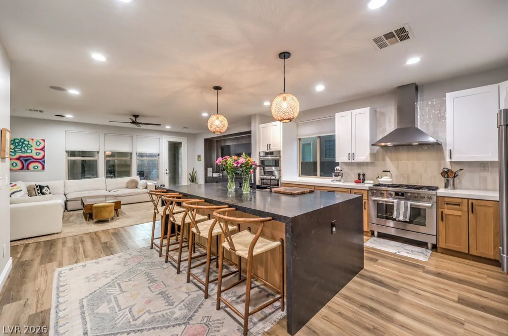 7865 Alameda Creek, Las Vegas, NV 89113