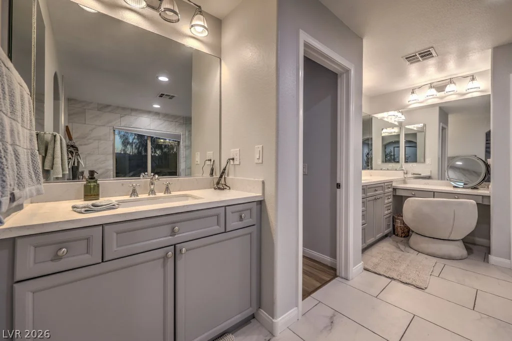 7865 Alameda Creek, Las Vegas, NV 89113
