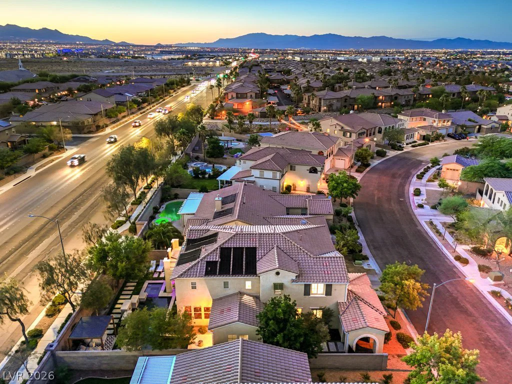 7865 Alameda Creek, Las Vegas, NV 89113
