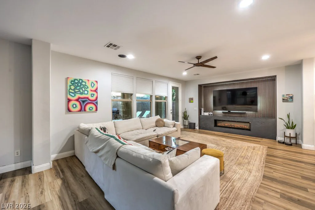 7865 Alameda Creek, Las Vegas, NV 89113