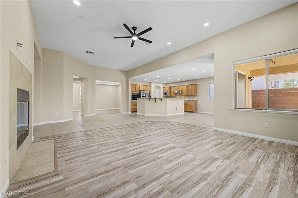 8274 Cupertino Heights, Las Vegas, NV 89178