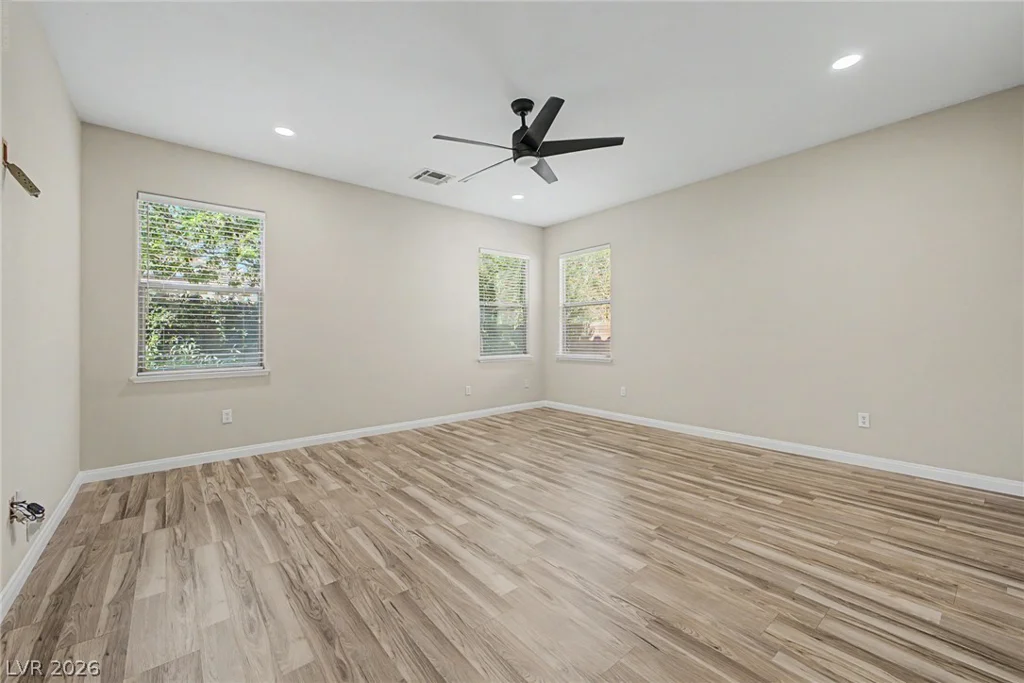 8274 Cupertino Heights, Las Vegas, NV 89178