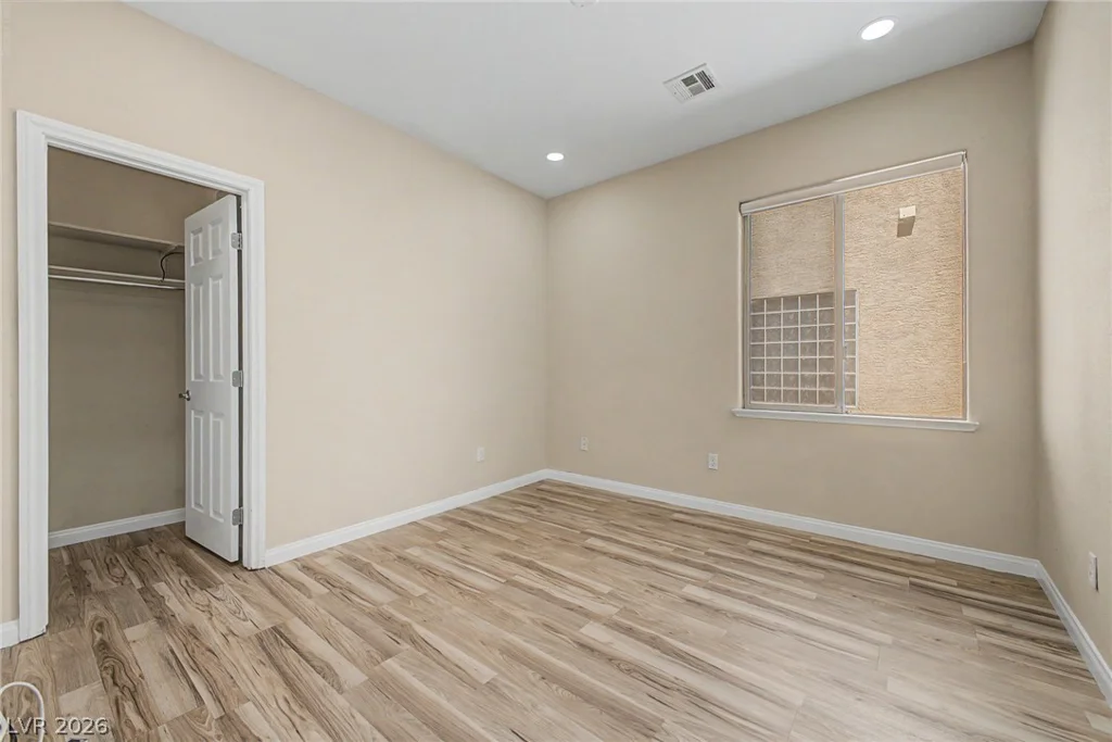 8274 Cupertino Heights, Las Vegas, NV 89178
