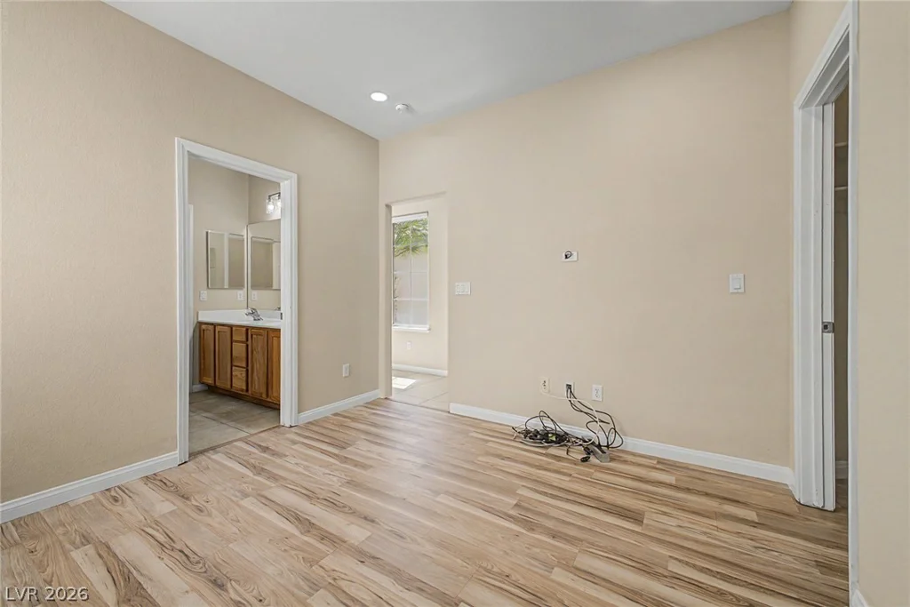 8274 Cupertino Heights, Las Vegas, NV 89178