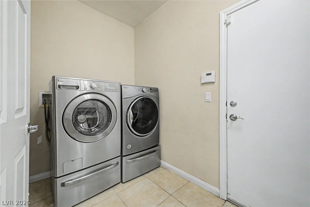 8274 Cupertino Heights, Las Vegas, NV 89178