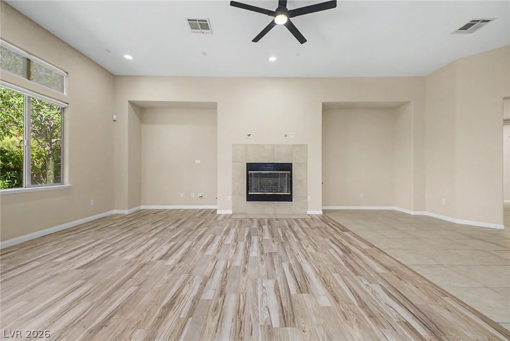 8274 Cupertino Heights, Las Vegas, NV 89178
