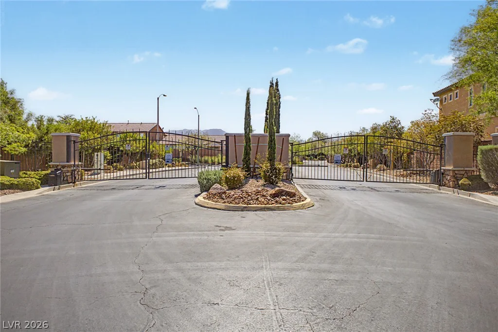 8274 Cupertino Heights, Las Vegas, NV 89178