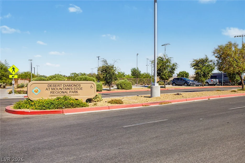 8274 Cupertino Heights, Las Vegas, NV 89178