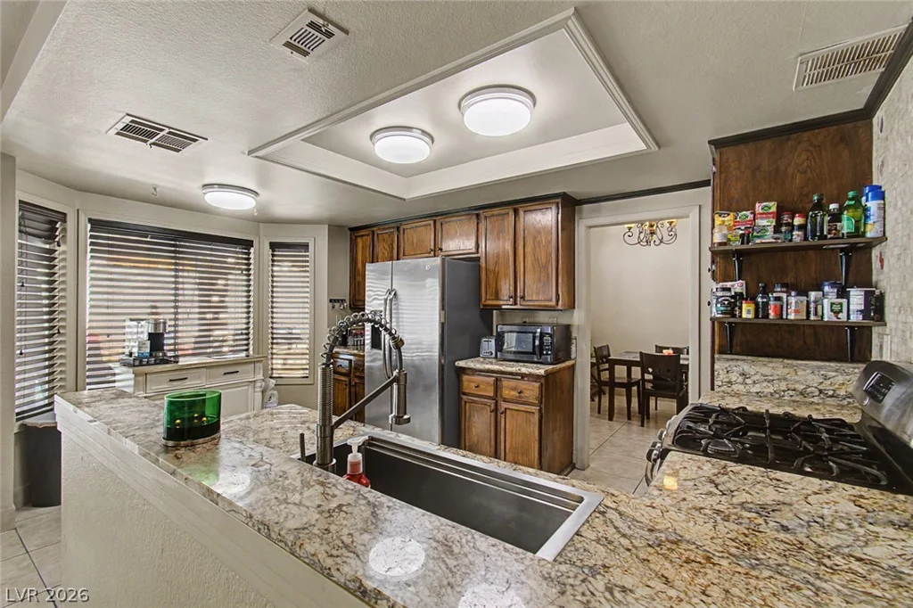 1340 Red Hollow, North Las Vegas, NV 89031