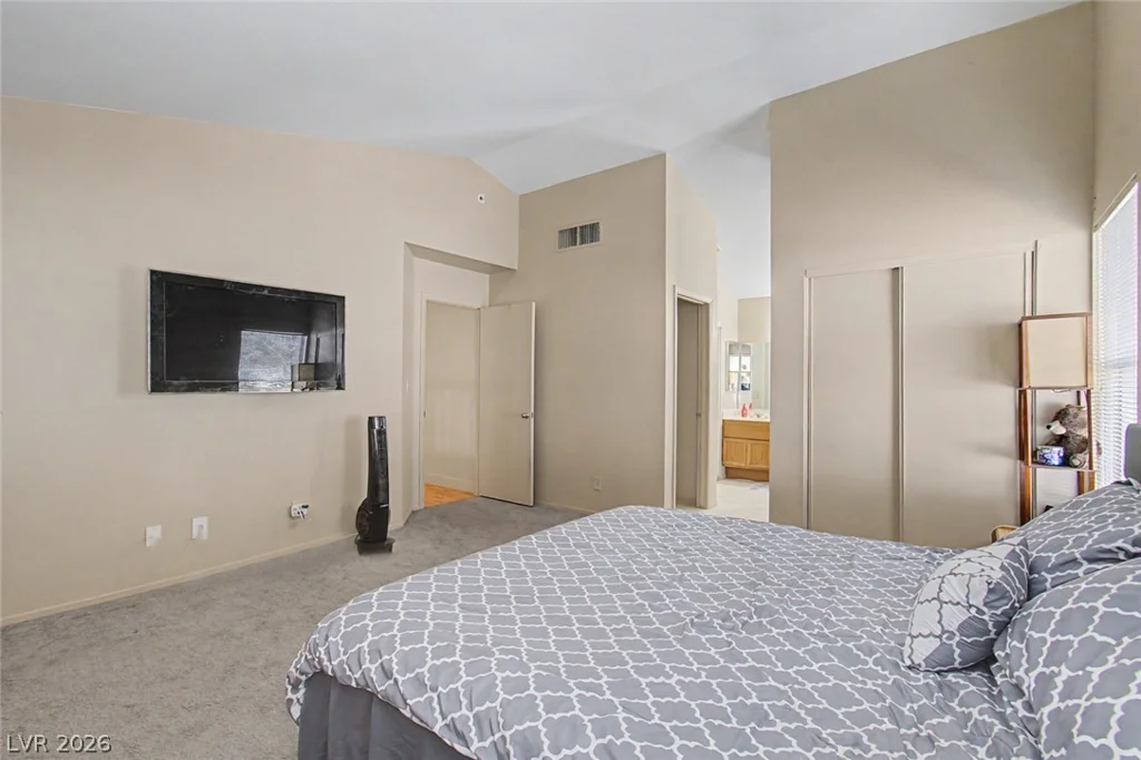 1340 Red Hollow, North Las Vegas, NV 89031