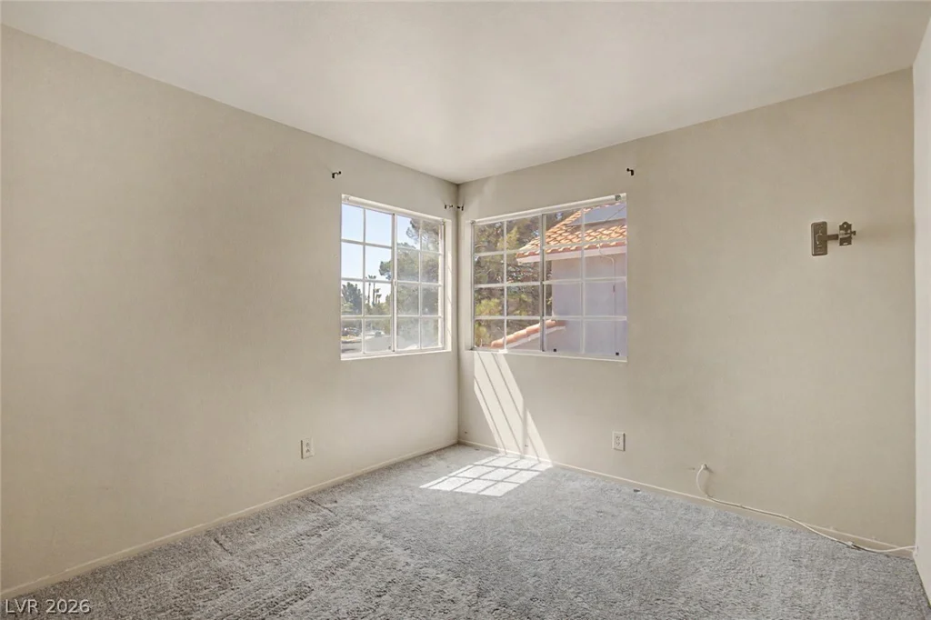 1340 Red Hollow, North Las Vegas, NV 89031