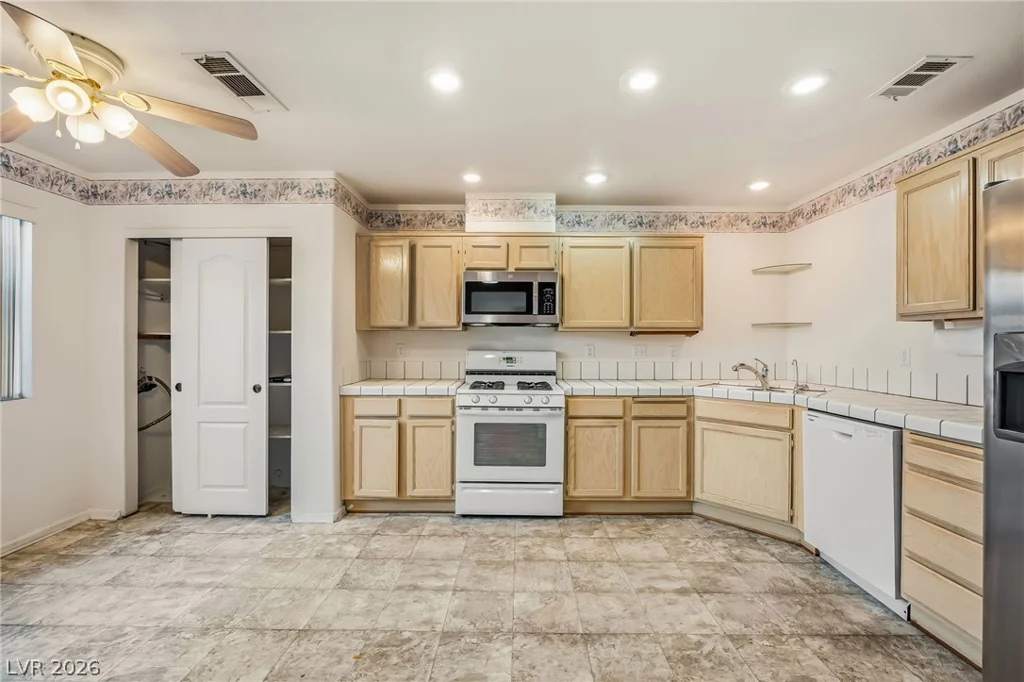 2176 Camel Mesa, Laughlin, NV 89029