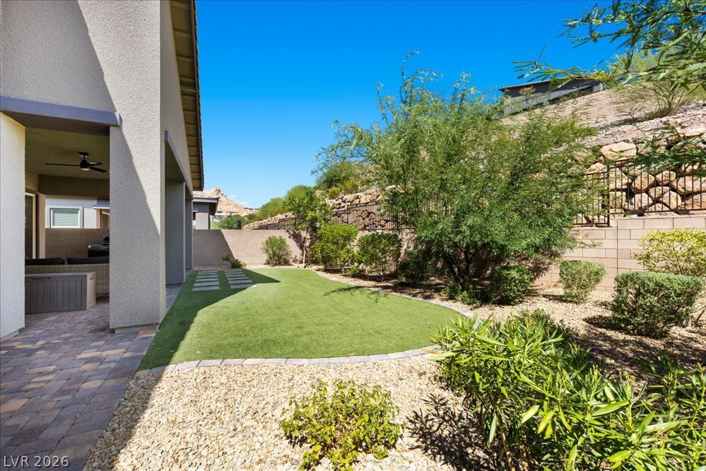 20 Charlotte Ridge, Henderson, NV 89011