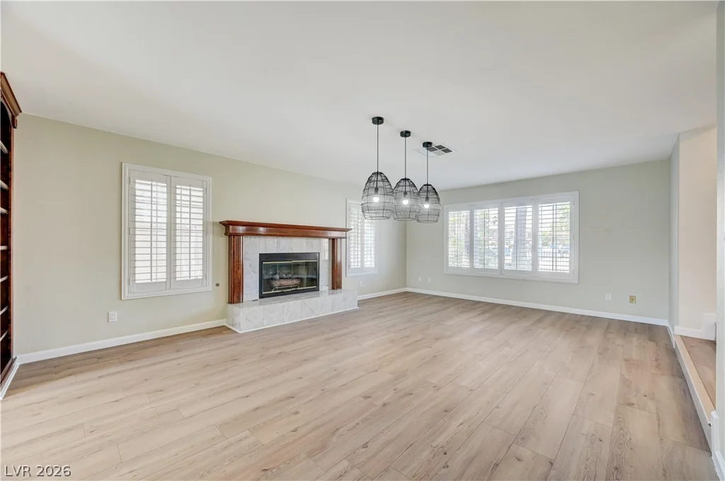 9131 Ivory Beach, Las Vegas, NV 89147