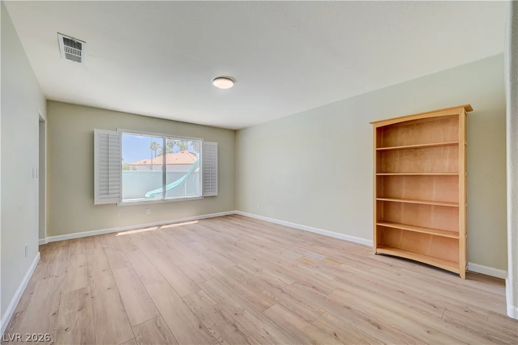 9131 Ivory Beach, Las Vegas, NV 89147