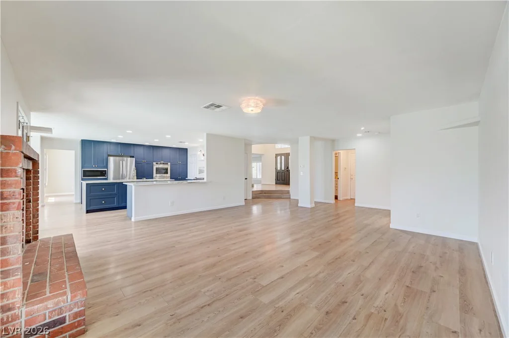 9131 Ivory Beach, Las Vegas, NV 89147