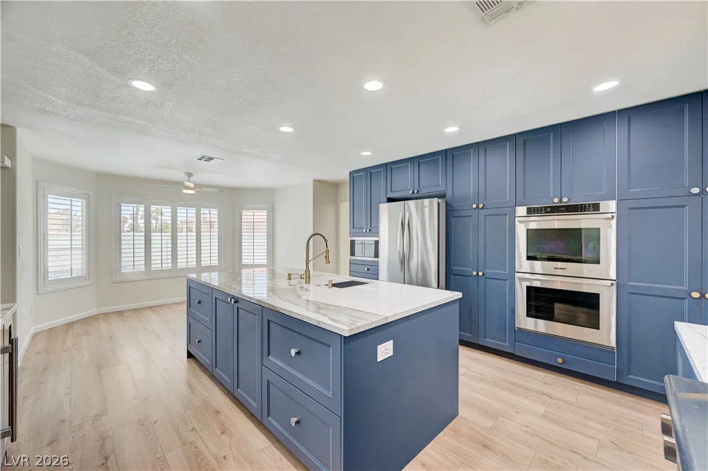 9131 Ivory Beach, Las Vegas, NV 89147