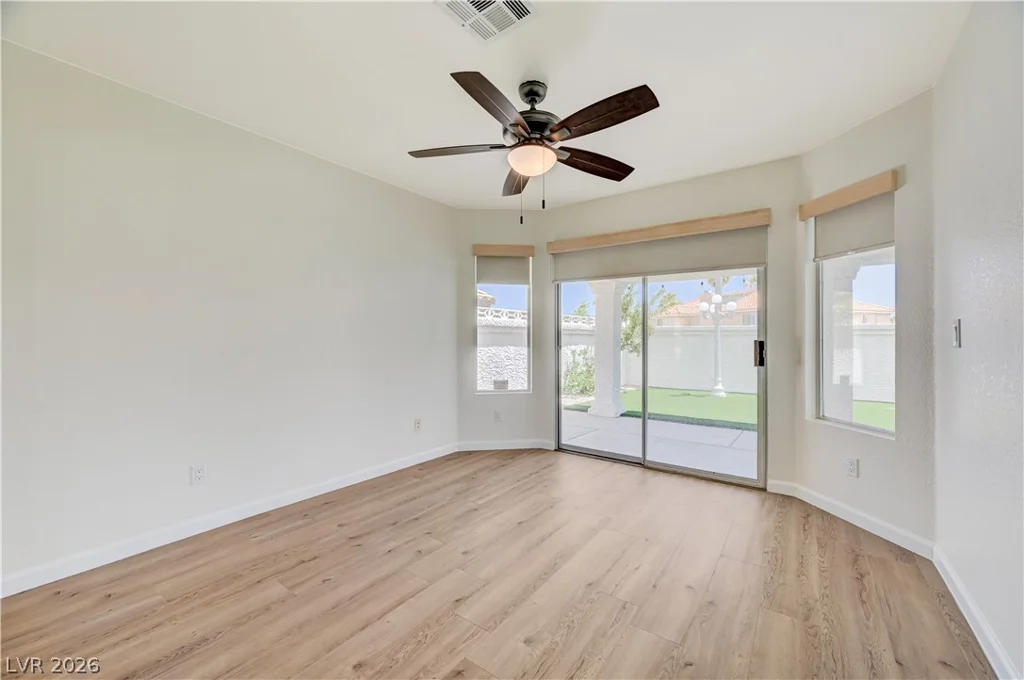 9131 Ivory Beach, Las Vegas, NV 89147