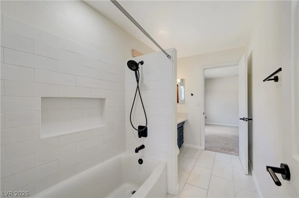 9131 Ivory Beach, Las Vegas, NV 89147