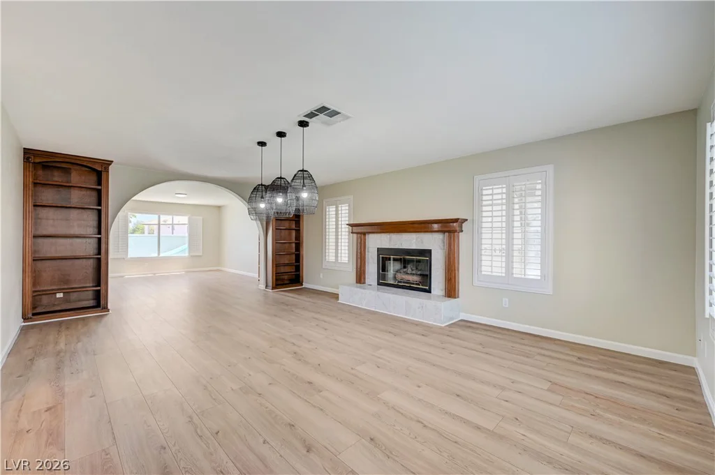 9131 Ivory Beach, Las Vegas, NV 89147