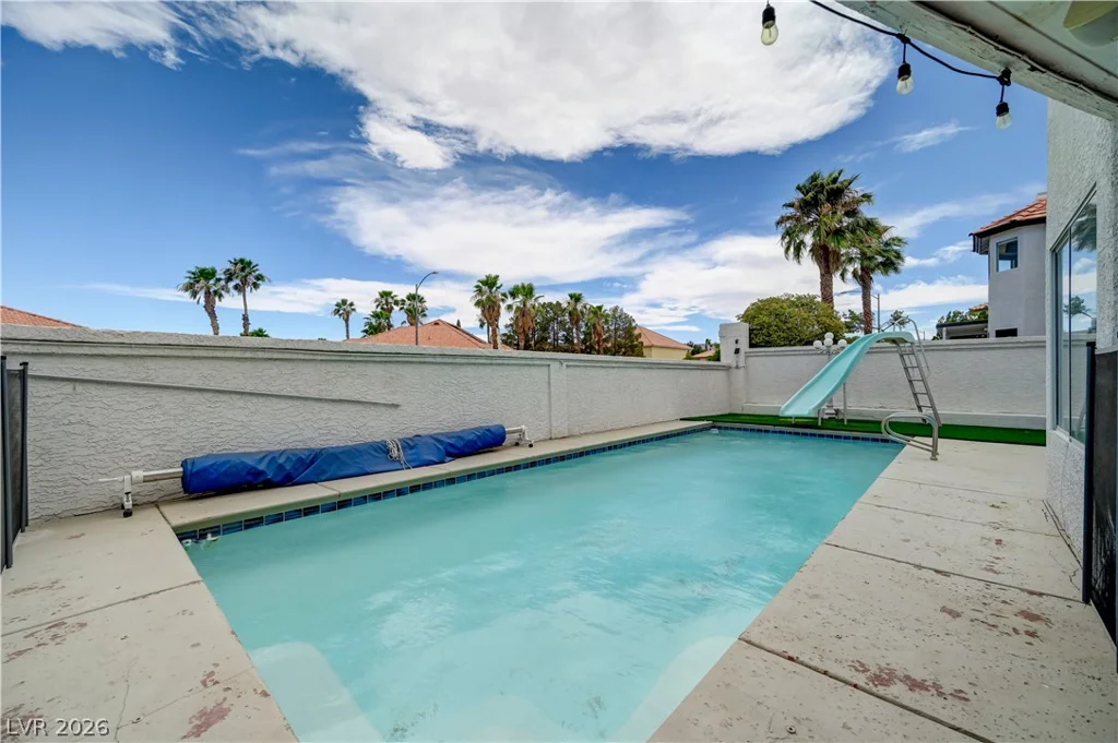 9131 Ivory Beach, Las Vegas, NV 89147