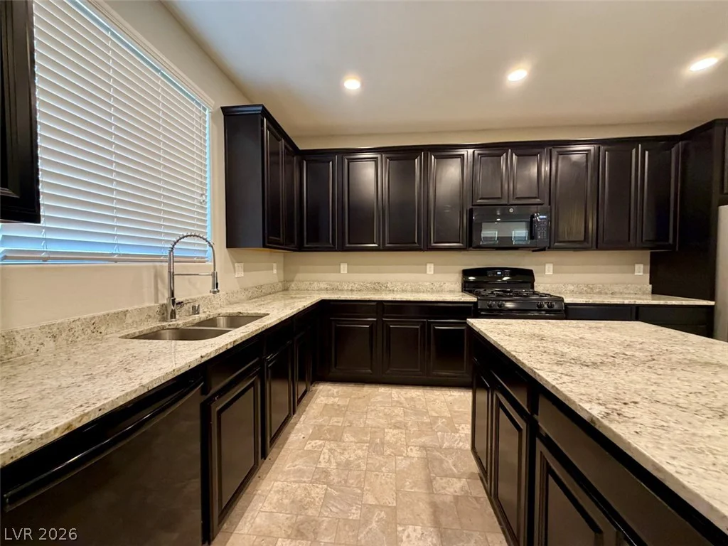 3832 Autumn America, North Las Vegas, NV 89032