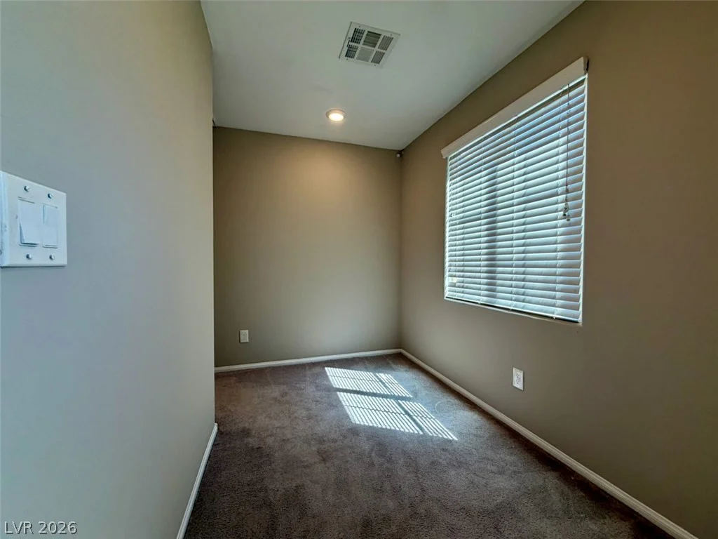 3832 Autumn America, North Las Vegas, NV 89032