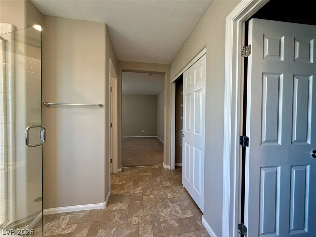 3832 Autumn America, North Las Vegas, NV 89032