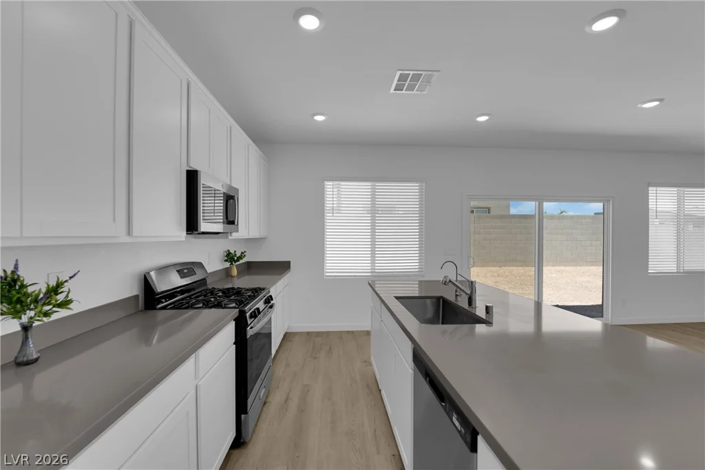 8326 Hayden Hills, Las Vegas, NV 89147