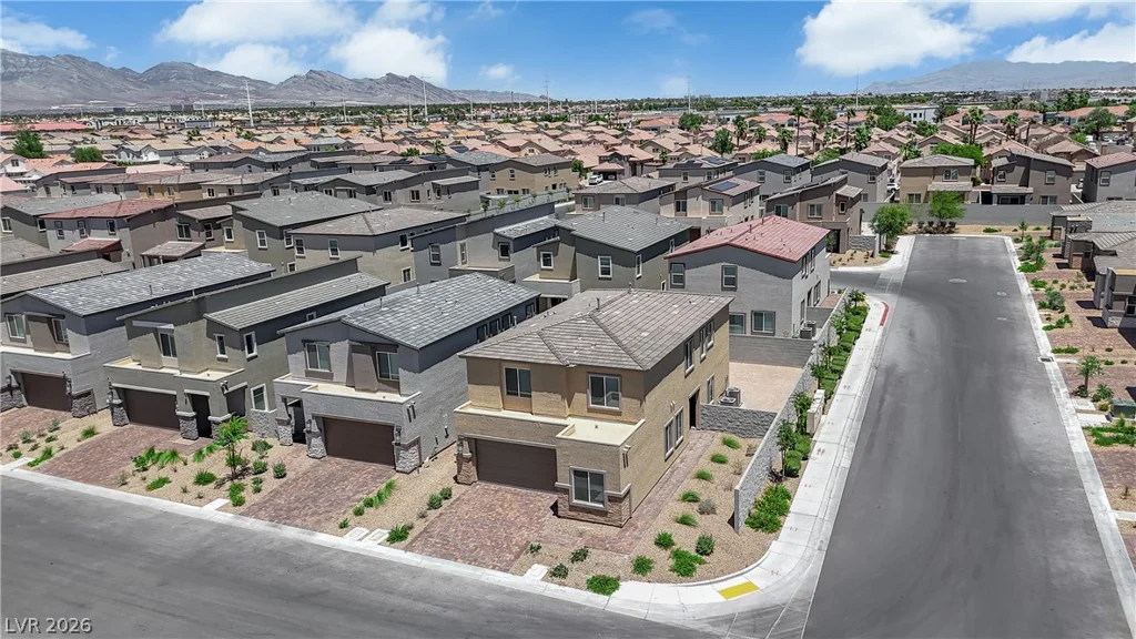 8326 Hayden Hills, Las Vegas, NV 89147