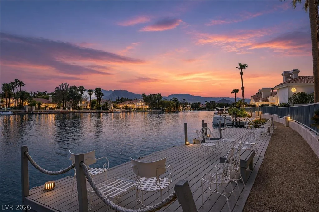 2933 Harbor Cove, Las Vegas, NV 89128