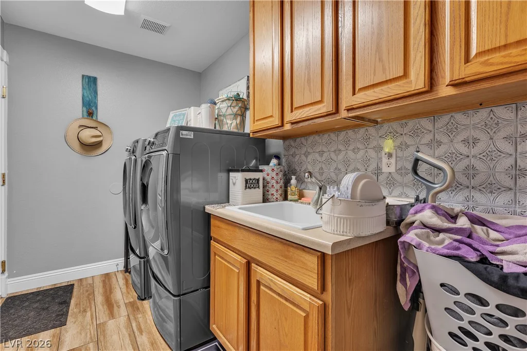 131 Beesley, Las Vegas, NV 89110